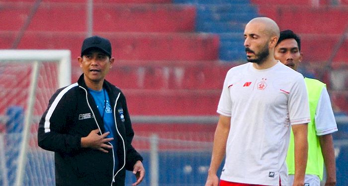 Joko Susilo 'Ikuti' Mario Gomez, Dipecat sebelum Kick-off Laga Persik vs PSS